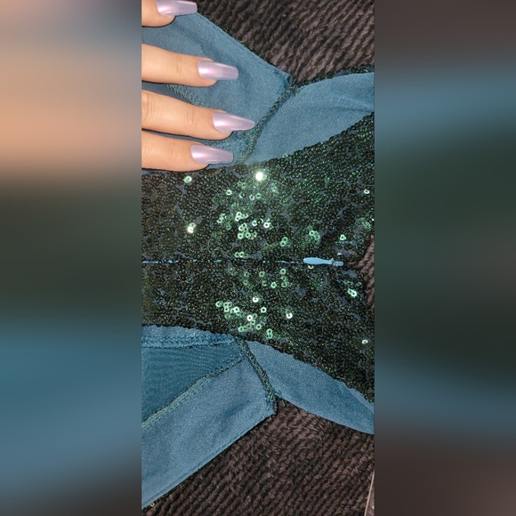 Beautiful Blueish/Green Sequin Formal Dress - Picture 9 of 9